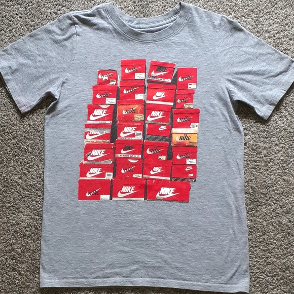 Nike Other - 🙎‍♂️ Nike boys tshirt